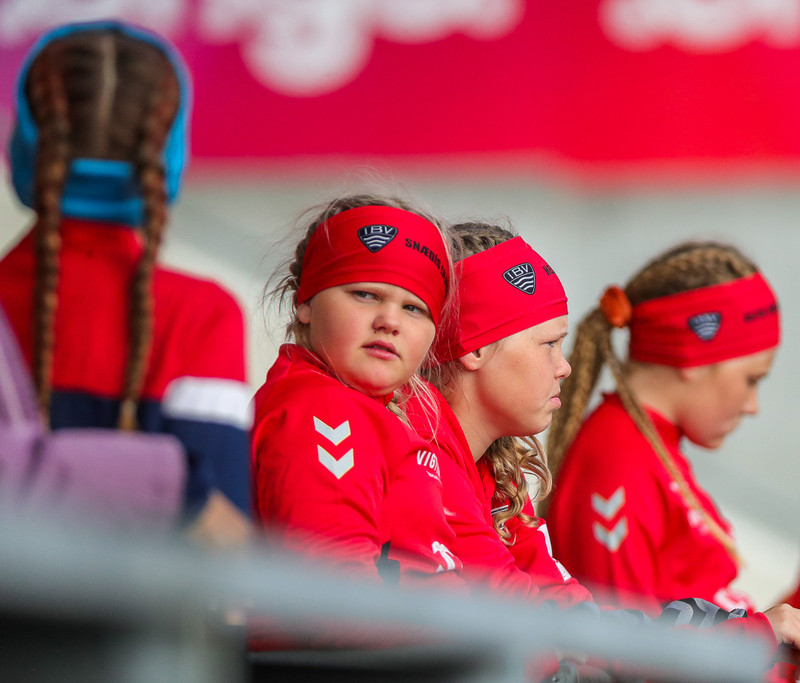 Myndaveisla: Valur sló ÍBV út