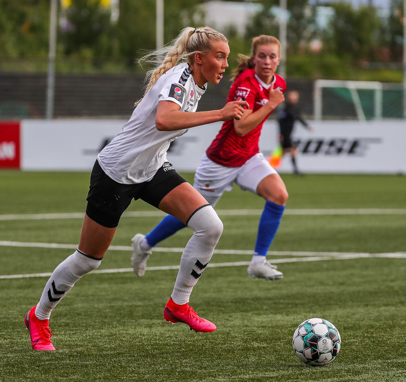 Myndaveisla: Valur sló ÍBV út