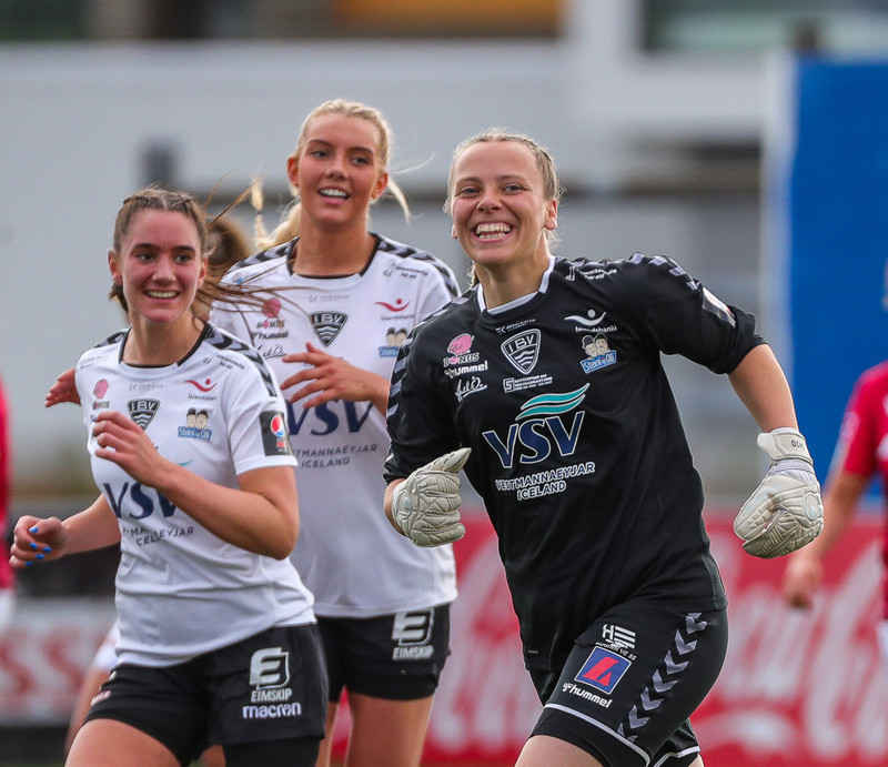 Myndaveisla: Valur sló ÍBV út