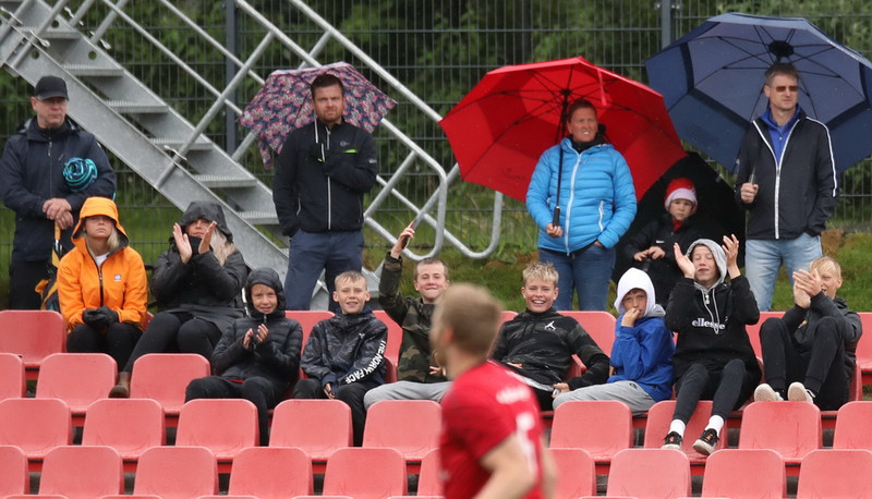 Myndaveisla: Afturelding vann Leikni F