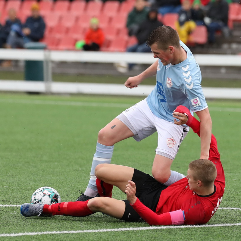 Myndaveisla: Afturelding vann Leikni F