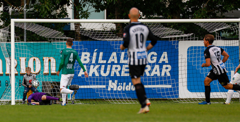 Myndaveisla: KR vann stórleikinn við Blika