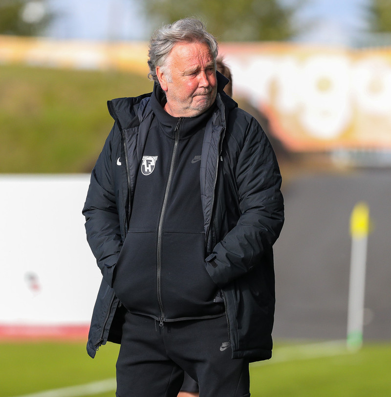 Logi Ólafsson.