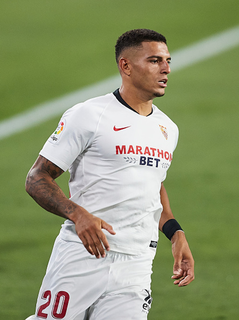 Diego Carlos.