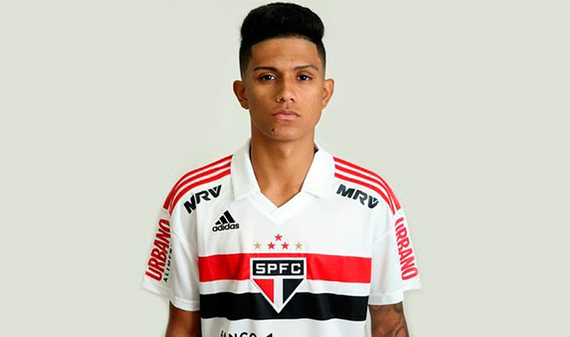 Gustavo Maia er farinn til Barcelona