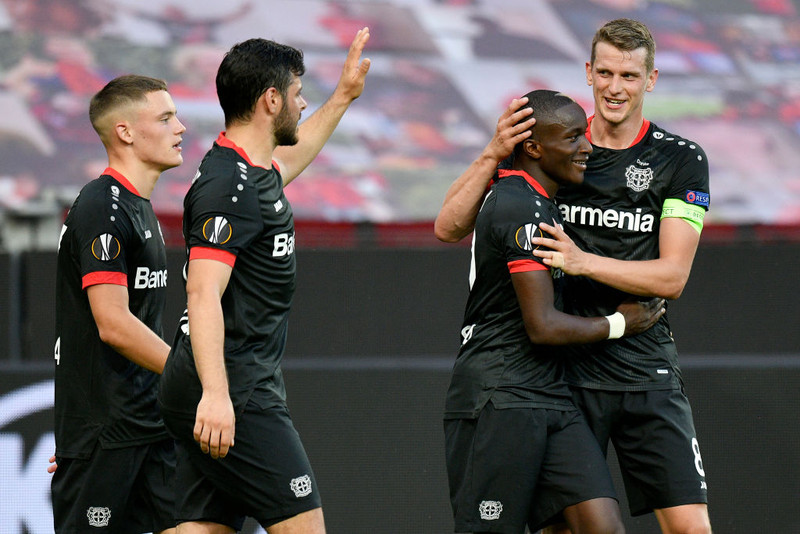 Leverkusen er í sjötta sæti.
