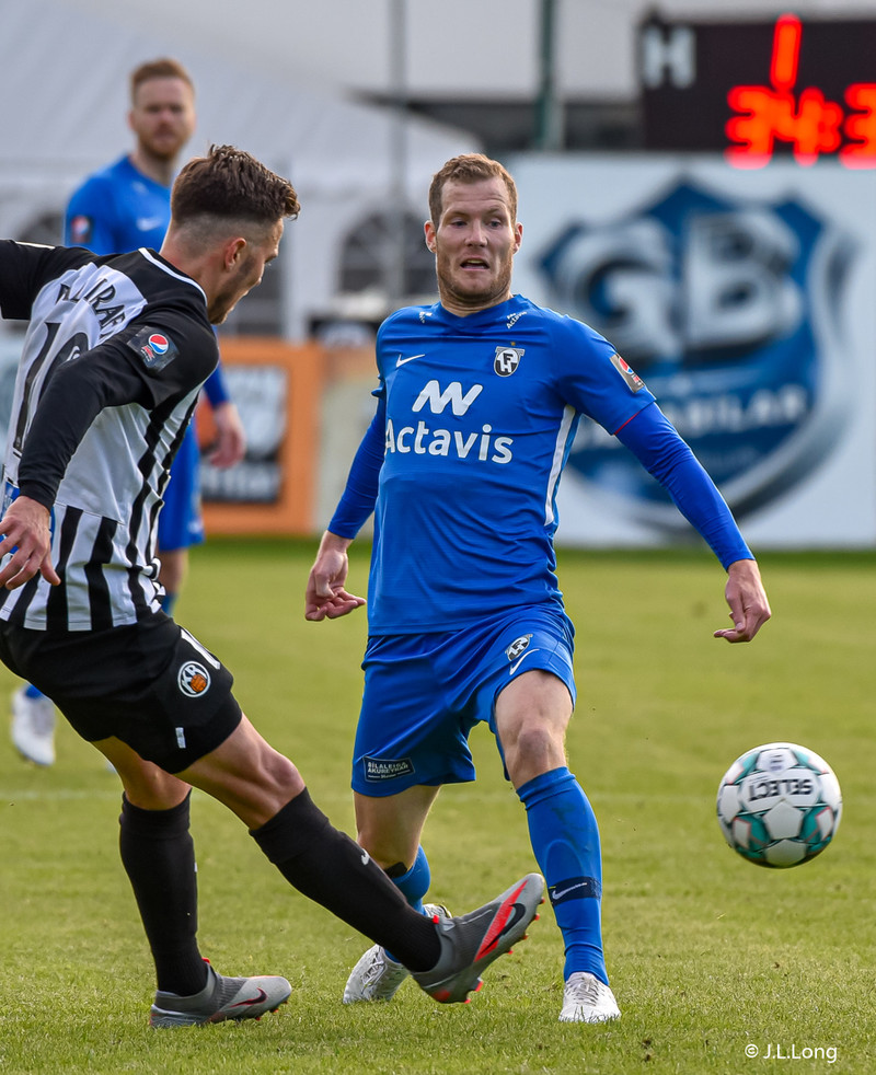 Myndaveisla: FH vann endurkomuleikinn við KR