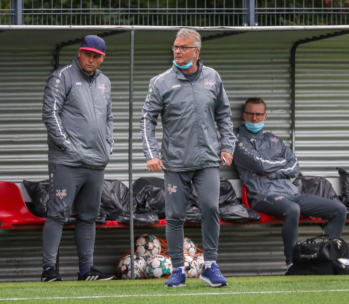 Heiðar og Bjarni Jóhannsson á hliðarlínunni á síðustu leiktíð.
