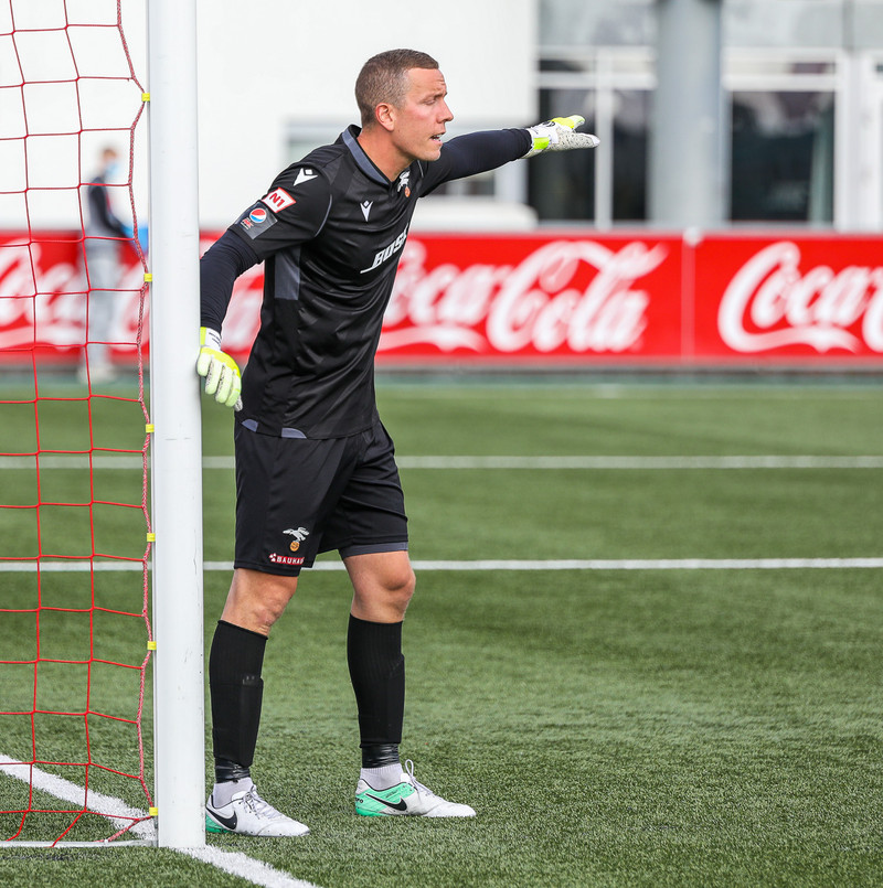 Hannes Þór Halldórsson markvörður Vals.
