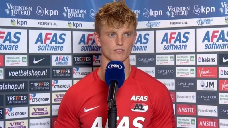 De Boer lét Albert heyra það fyrir eyrnalokka og ensku