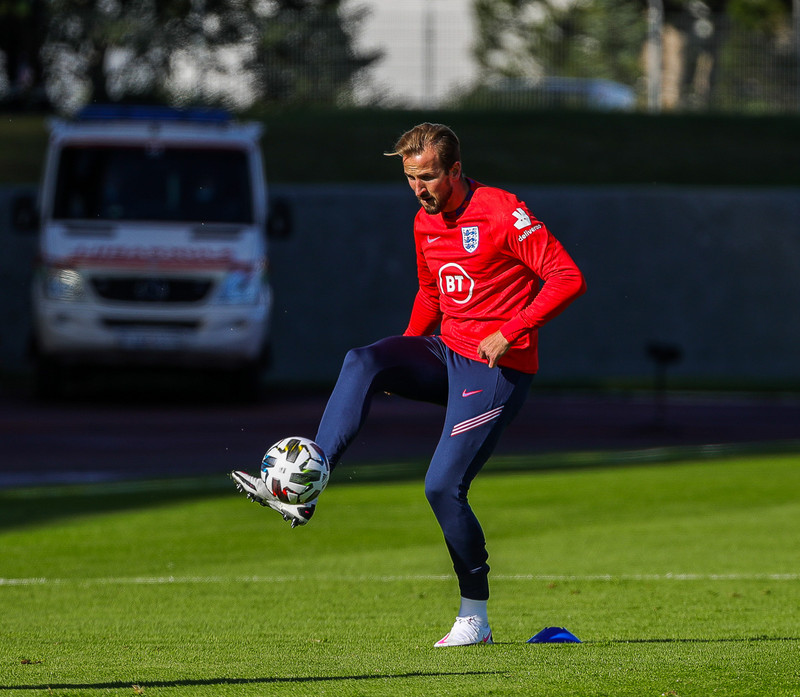 Southgate: Kane hefur góðan tíma til að bæta markametið