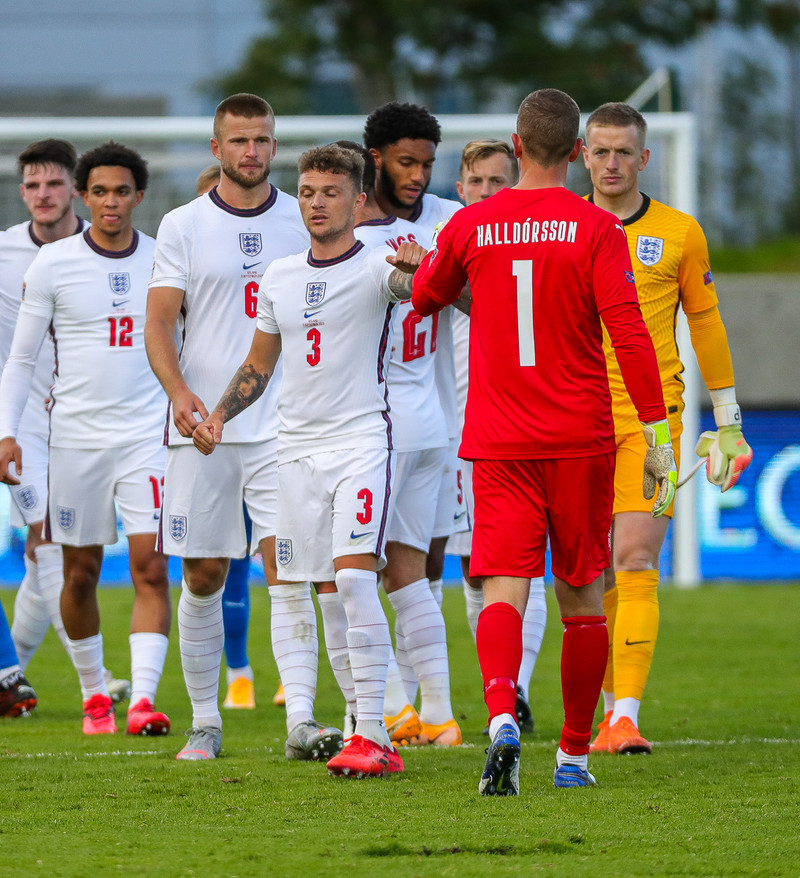 „Aðhlátursefni eftir tap gegn Íslandi en enginn hlær núna"