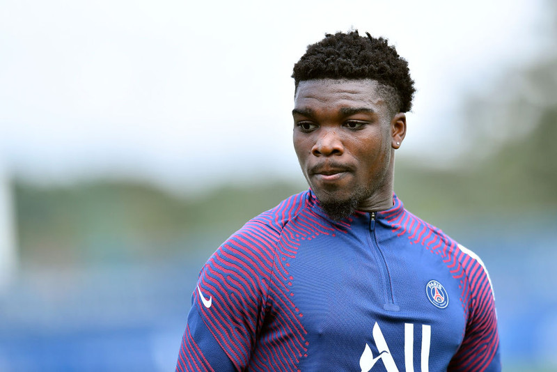 Nottingham keypti miðvörð af PSG - Aina til Fulham (Staðfest)