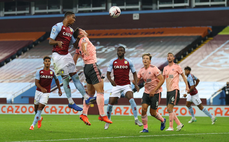 Ezri Konsa skoraði sigurmark Villa gegn Sheffield United