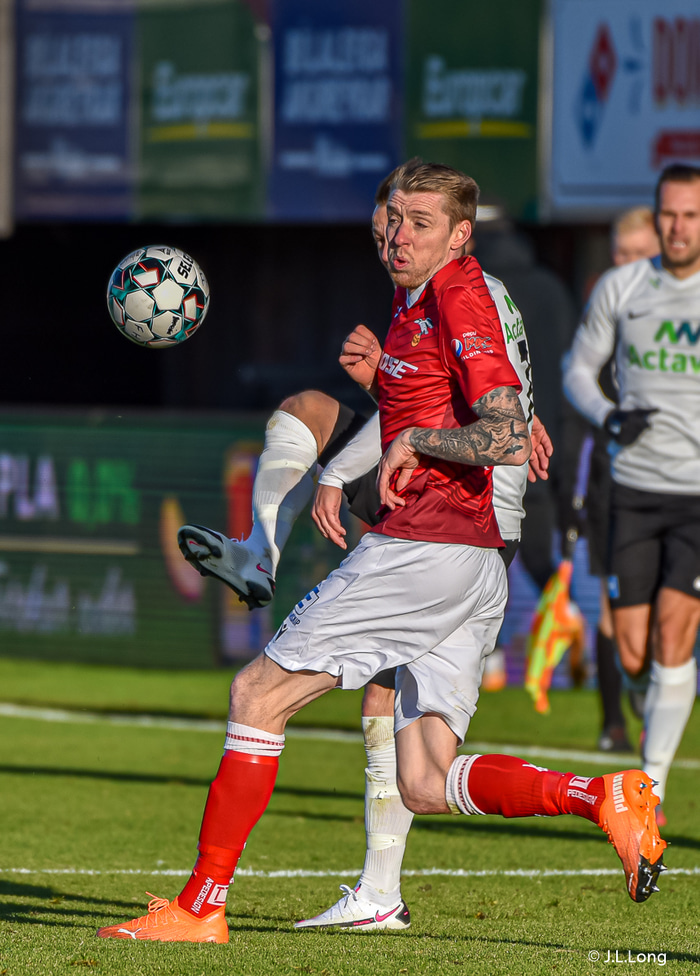 Birkir í eldlínunni í sigrinum gegn FH.