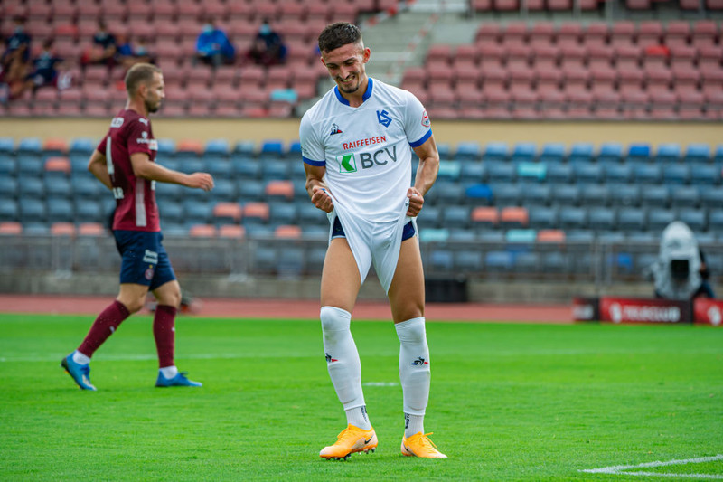 Zeqiri kominn til Brighton (Staðfest)