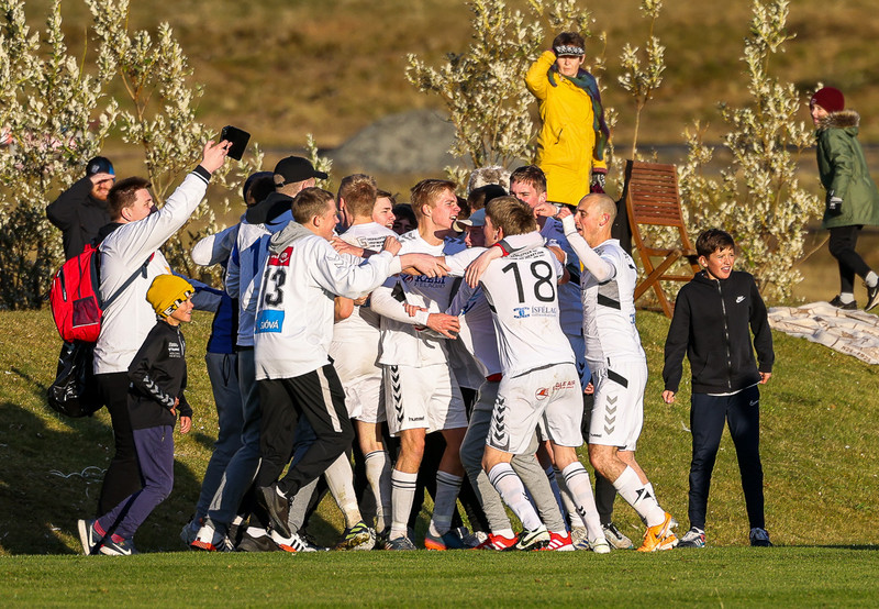 Nýliðar KFS fá Einherja í heimsókn til Vestmannaeyja í fyrstu umferð.