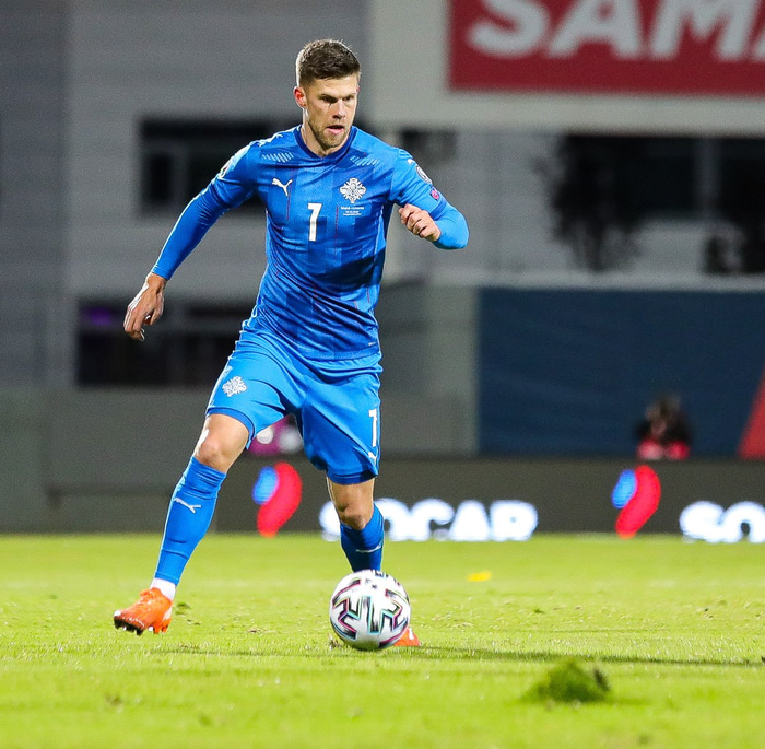 Jóhann Berg í leik með íslenska landsliðinu.