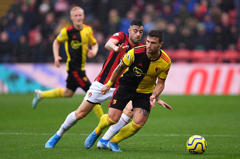 Janmaat farinn frá Watford (Staðfest)