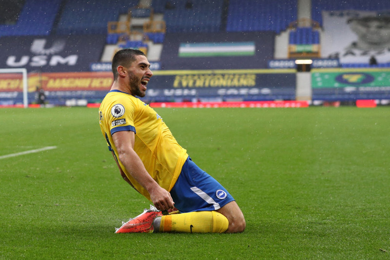 Neal Maupay.