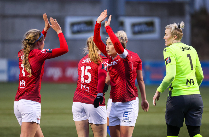 Valur vann HJK frá Finnlandi í síðustu umferð.