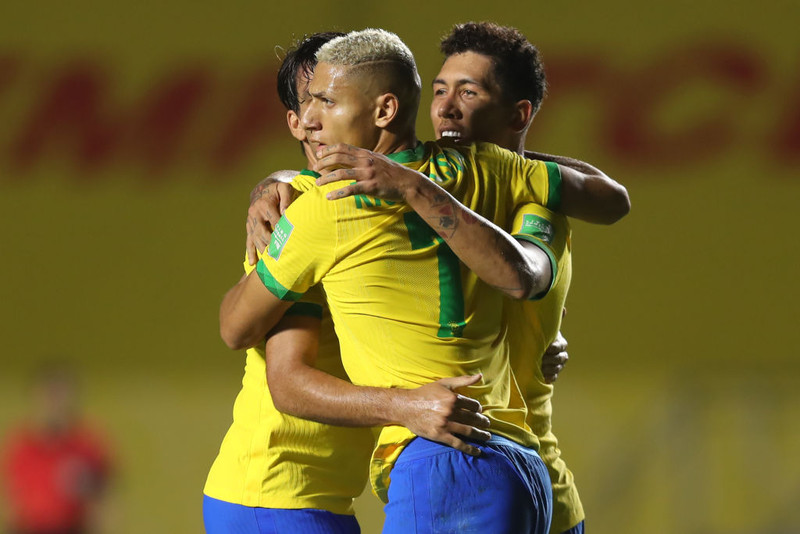 Firmino og Richarlison eru saman í brasilíska landsliðinu.