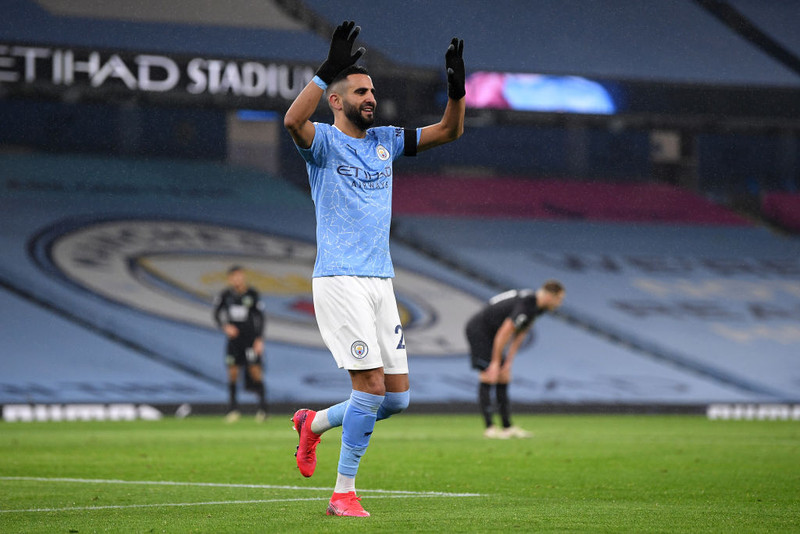Mahrez setti þrennu gegn Burnley og gladdi þá sem tóku sénsinn á honum.