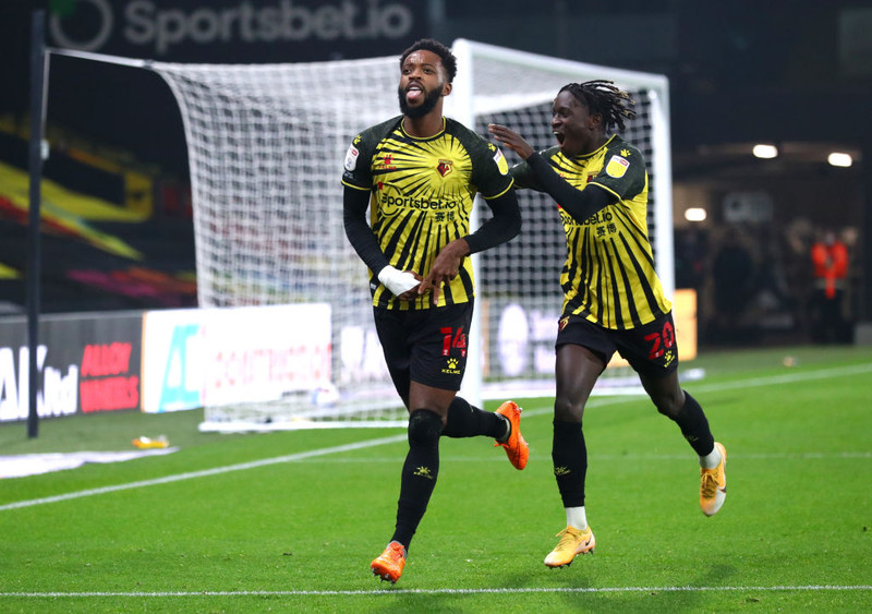 Chalobah fagnar marki sínu með Watford.