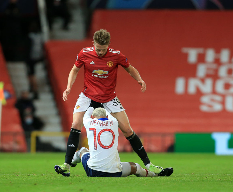 Mynd: McTominay steig á Neymar - Rifust í hálfleik