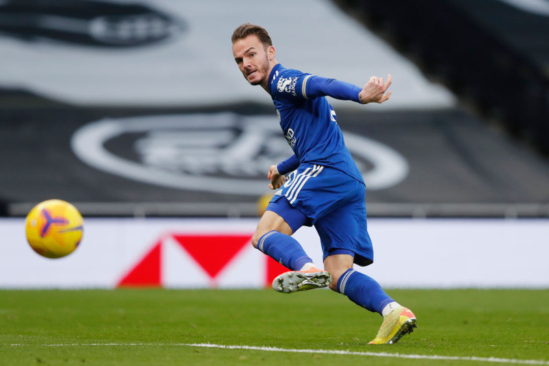 England: Níundi útisigur Leicester kom gegn Villa