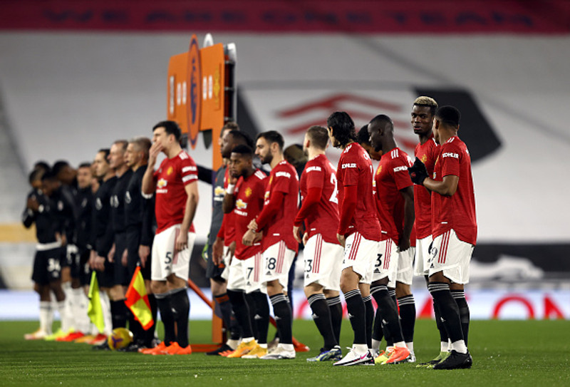 Stuðningsmenn Man Utd furða sig á ákvörðun dómarans