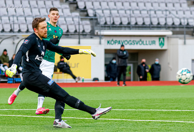 Gunnar Nielsen framlengir við FH
