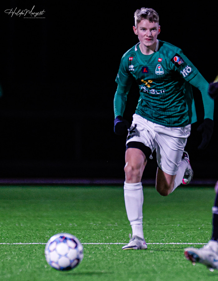 'Það hjálpaði mér klárlega að fá að æfa og spila með meistaraflokki svona ungur áður en ég fór út'