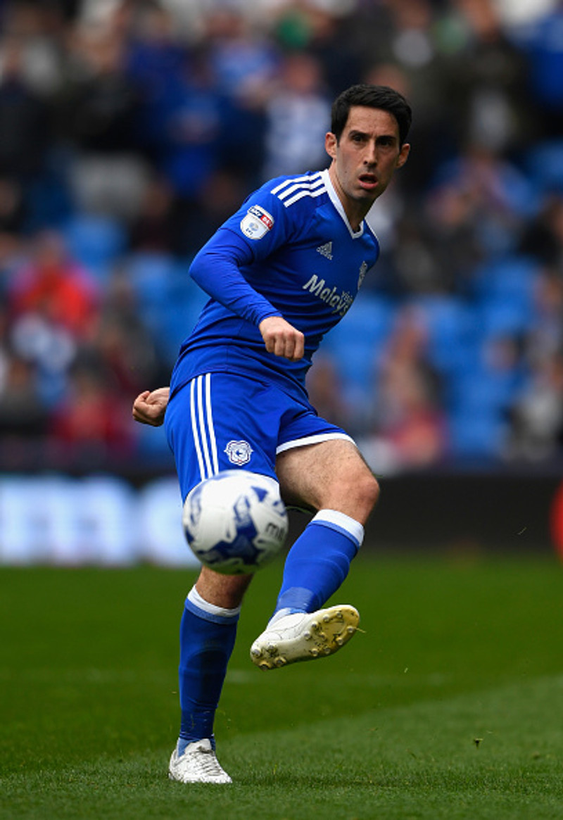 Whittingham fagnar marki með Aroni Einari Gunnarssyni hjá Cardiff.