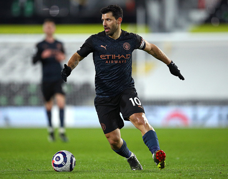 Aguero orðaður við Chelsea og Barcelona - Sagður vilja spila á Englandi