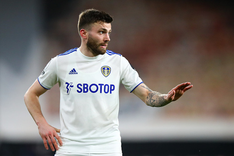 Miðjumaður: Stuart Dallas (Leeds) - Skoraði bæði mörk í ótrúlegum sigri Leeds gegn Manchester City.