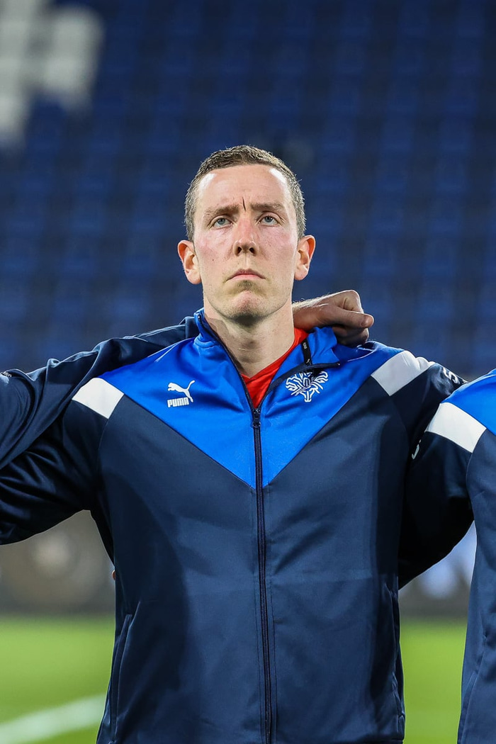 Hannes fyrir leikinn í gær.