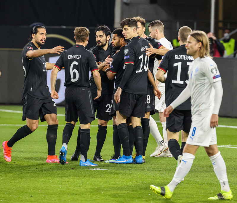 <b>Innkastið</b> - 1-7 tapdagur Íslands