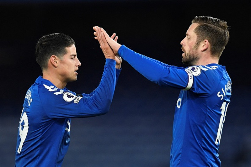 James Rodriguez og Gylfi.