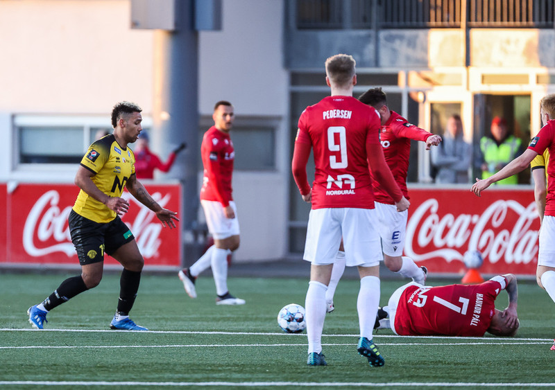 Ísak fékk rautt - „Eiga Íslendingar ekki að vera grjótharðir?''