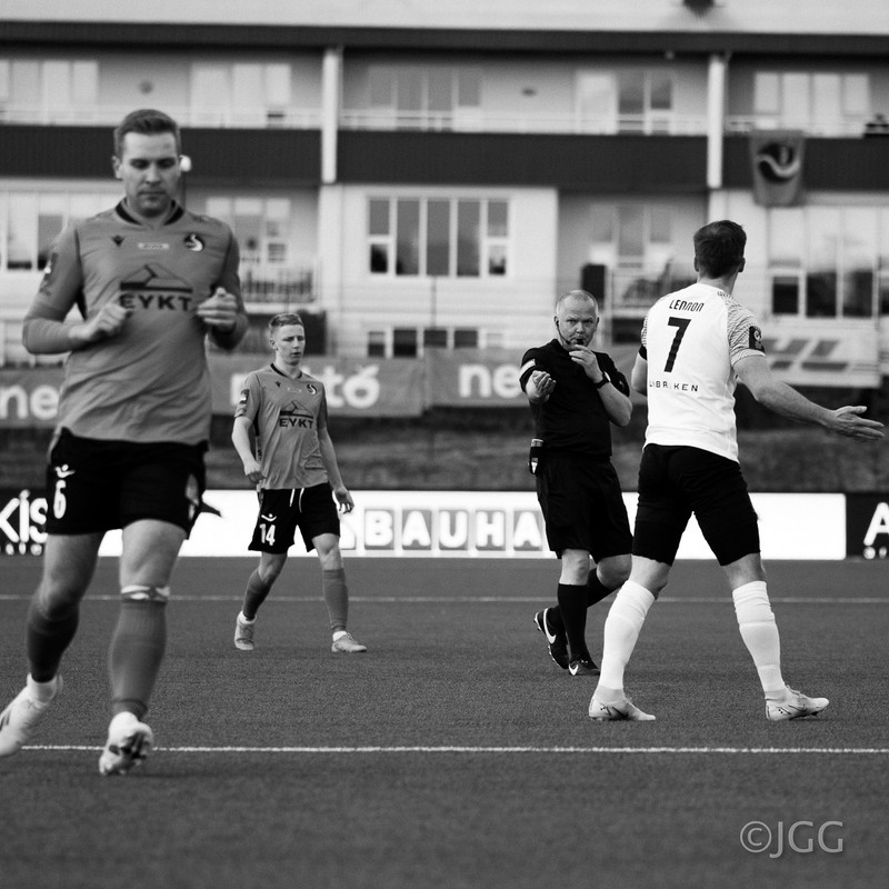 Myndaveisla: FH vann Fylki í árbæ í fyrrakvöld