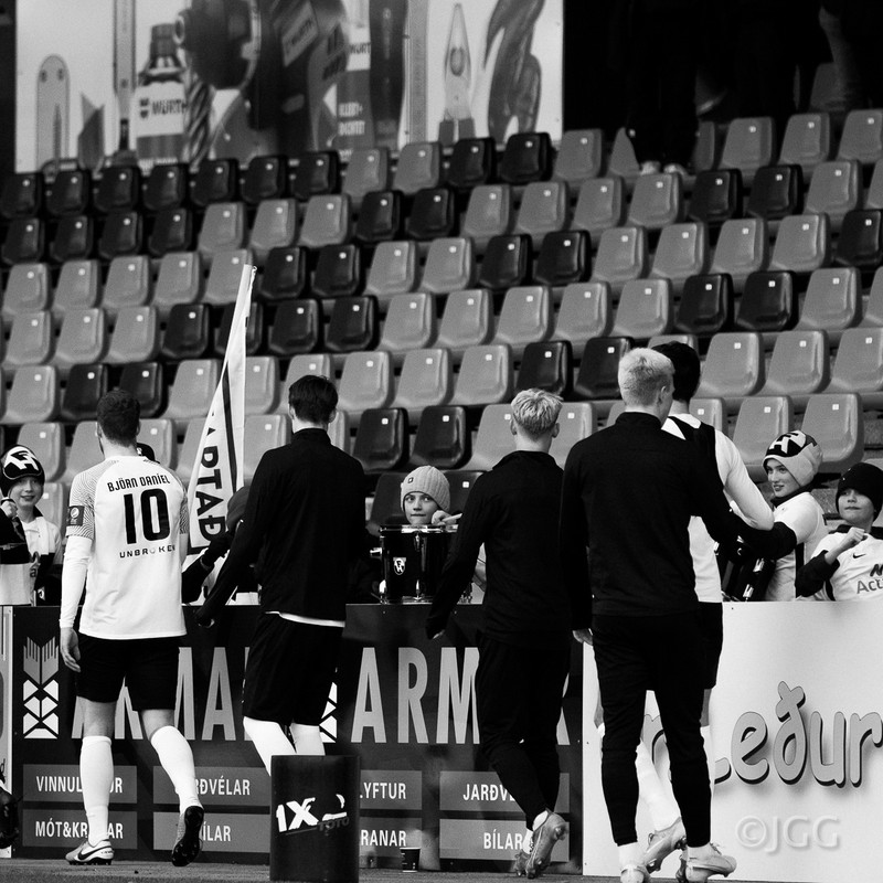 Myndaveisla: FH vann Fylki í árbæ í fyrrakvöld