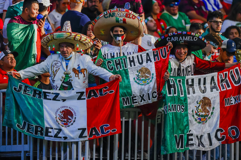 Mexíkóar sektaðir fyrir níðsöngva gegn Íslandi