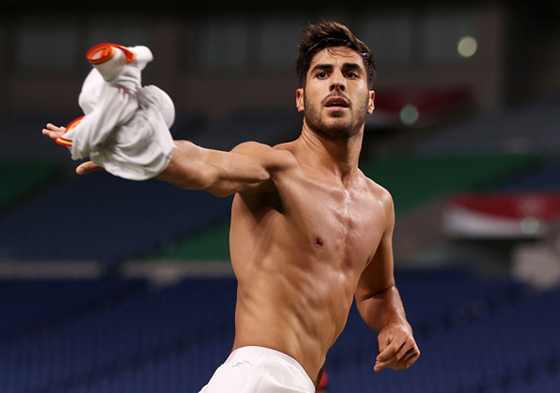 Aston Villa hefur haft samband við Asensio