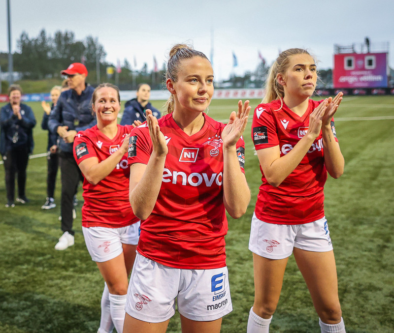 Ísland í dag - Valskonur fá Víking í heimsókn