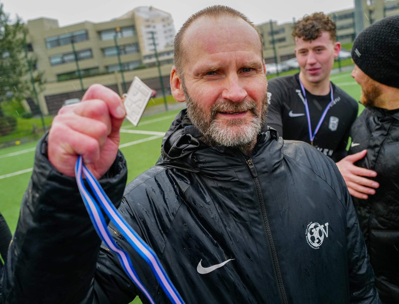 Sigurvin Ólafsson: Við erum ekkert spilaðir út af vellinum