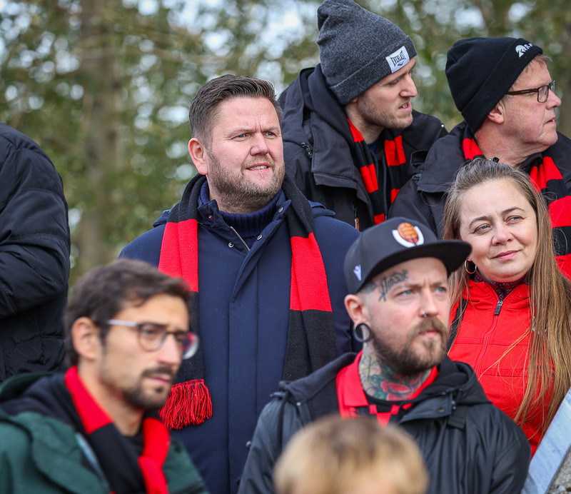 Myndaveisla: Stuð í stúkunni þegar Víkingur varð Íslandsmeistari