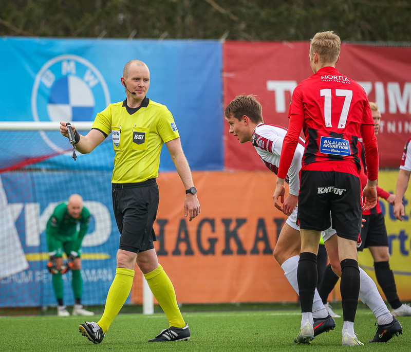 Myndaveisla: Stuð í stúkunni þegar Víkingur varð Íslandsmeistari
