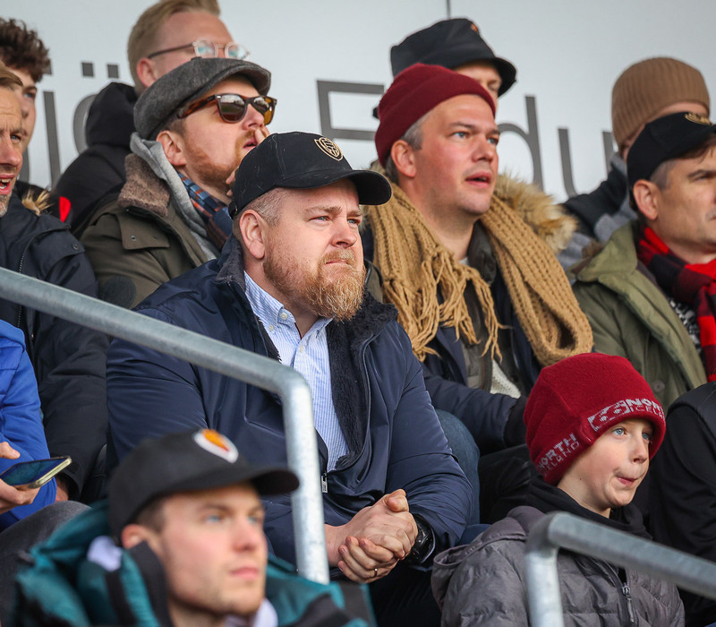 Myndaveisla: Stuð í stúkunni þegar Víkingur varð Íslandsmeistari