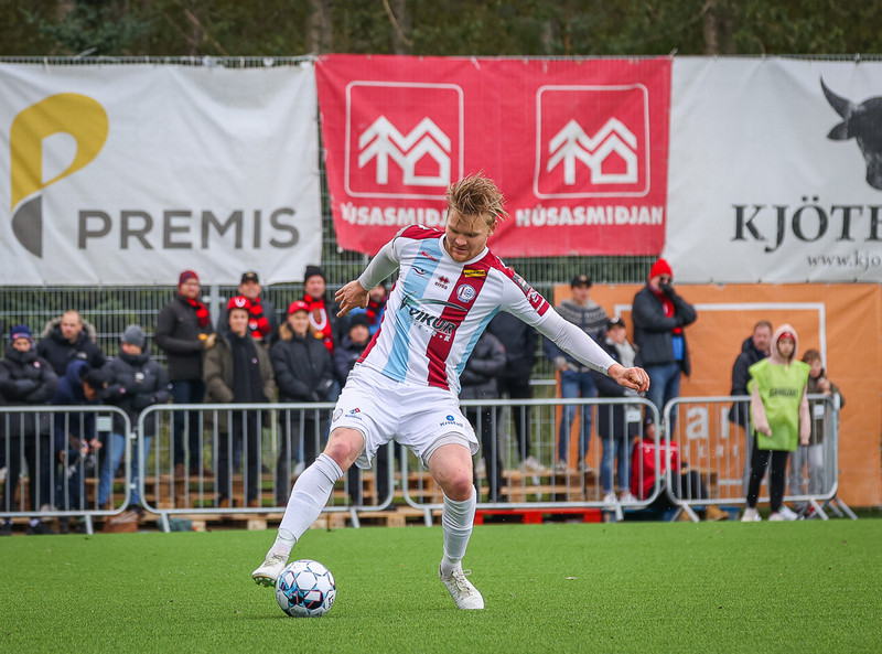 Myndaveisla: Stuð í stúkunni þegar Víkingur varð Íslandsmeistari